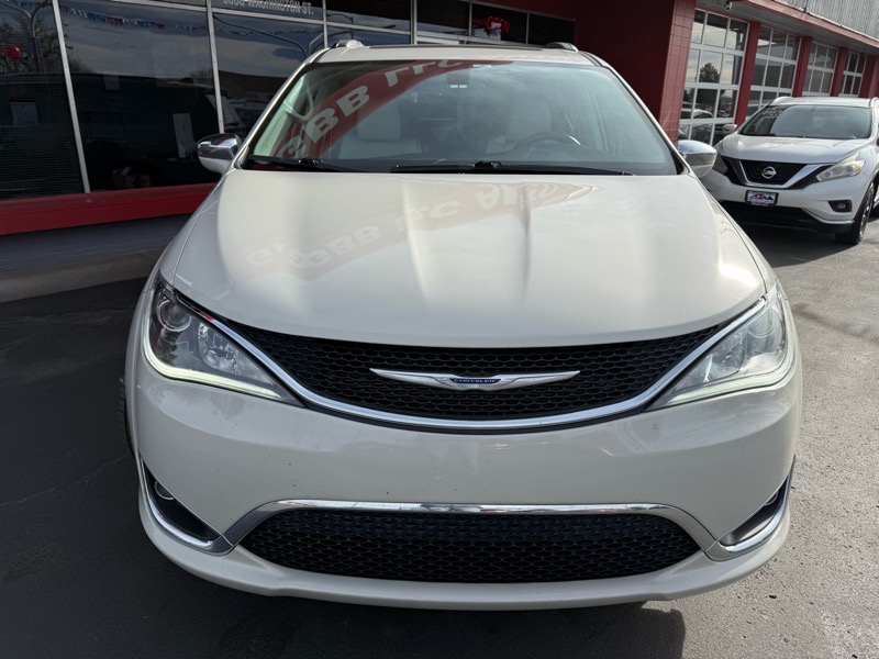Chrysler Pacifica Limited 2019