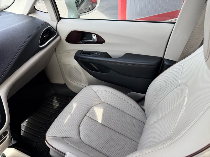 Chrysler Pacifica Limited 2019