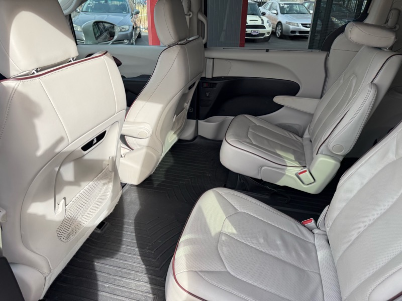 Chrysler Pacifica Limited 2019