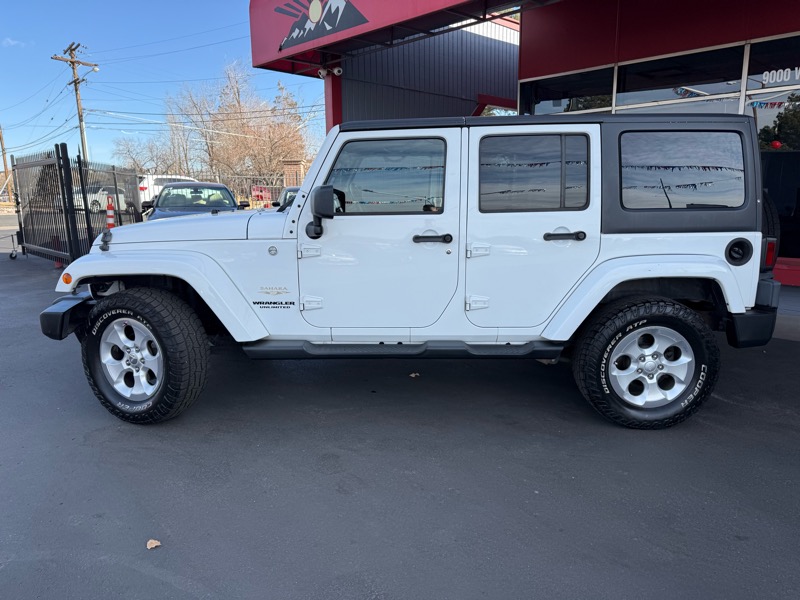 Jeep Wrangler Unlimited Sahara 4WD 2014