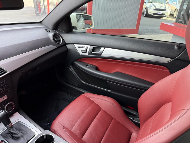 Mercedes-Benz C-Class C250 Coupe 2012