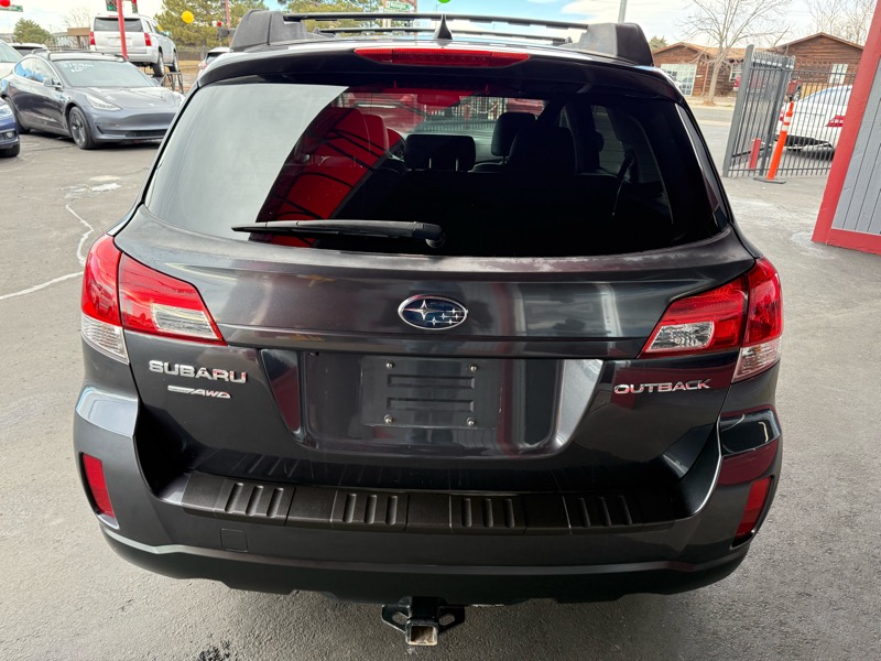 Subaru Outback 2.5i Limited 2011