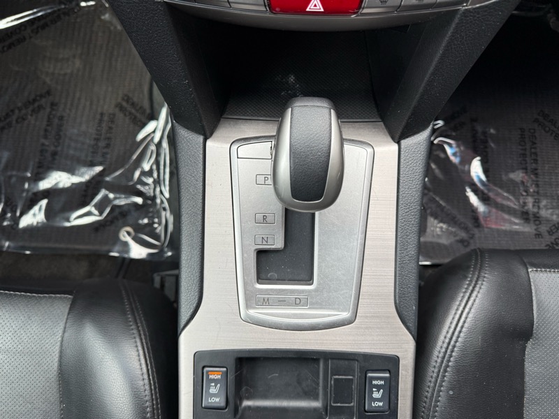 Subaru Outback 2.5i Limited 2011