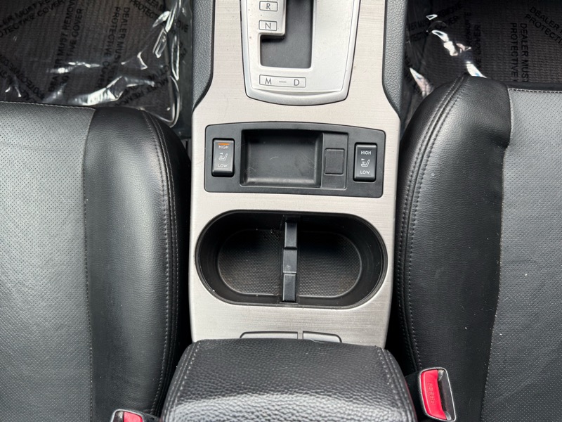 Subaru Outback 2.5i Limited 2011