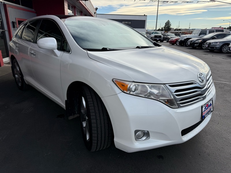 Toyota Venza FWD V6 2011