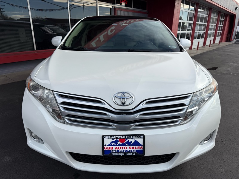 Toyota Venza FWD V6 2011