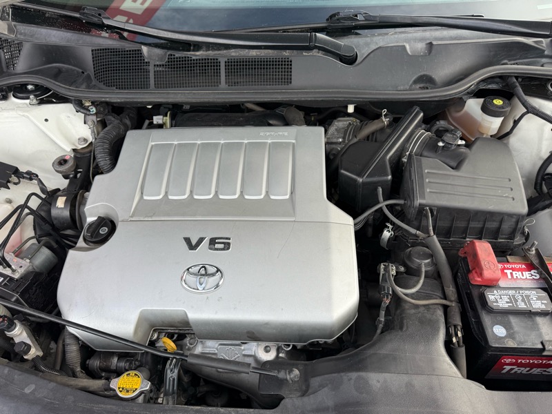 Toyota Venza FWD V6 2011