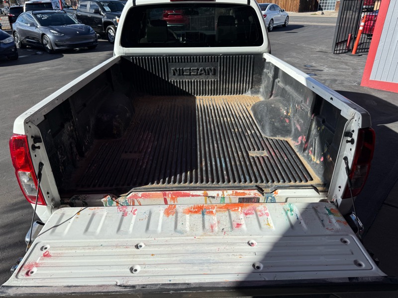 Nissan Frontier S King Cab I4 5MT 2WD 2016