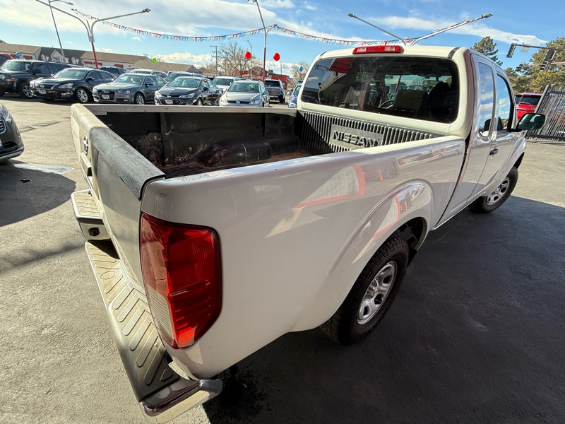 Nissan Frontier S King Cab I4 5MT 2WD 2016