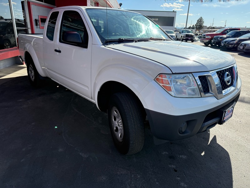 Nissan Frontier S King Cab I4 5MT 2WD 2016