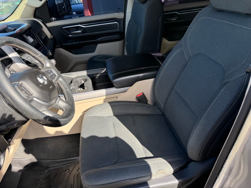 RAM 1500 Big Horn Crew Cab SWB 4WD 2019