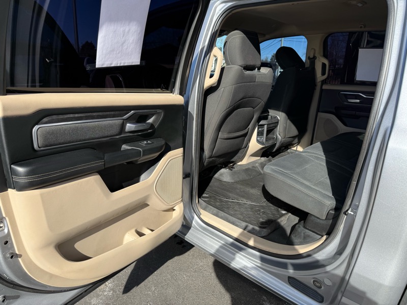 RAM 1500 Big Horn Crew Cab SWB 4WD 2019