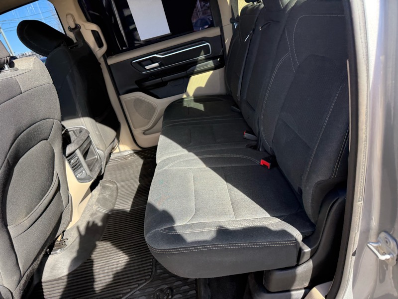 RAM 1500 Big Horn Crew Cab SWB 4WD 2019