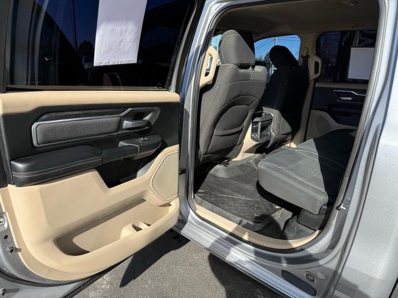 RAM 1500 Big Horn Crew Cab SWB 4WD 2019