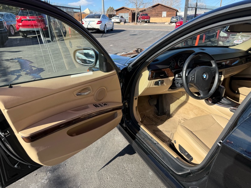 BMW 3-Series 328i xDrive 2011