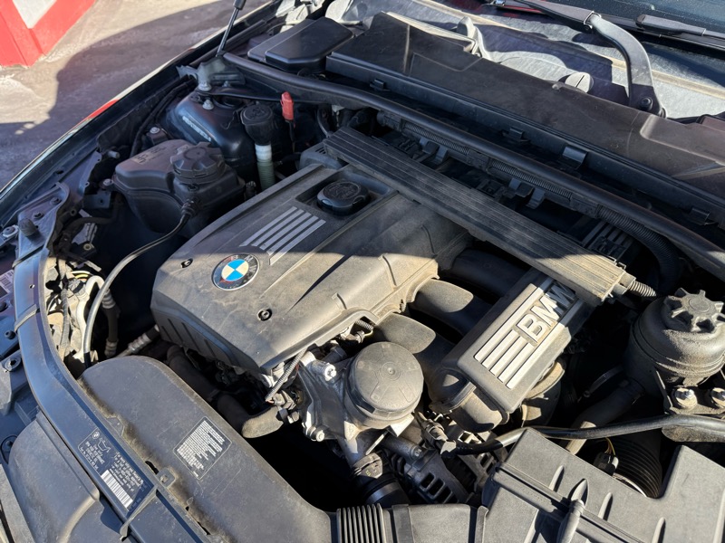 BMW 3-Series 328i xDrive 2011