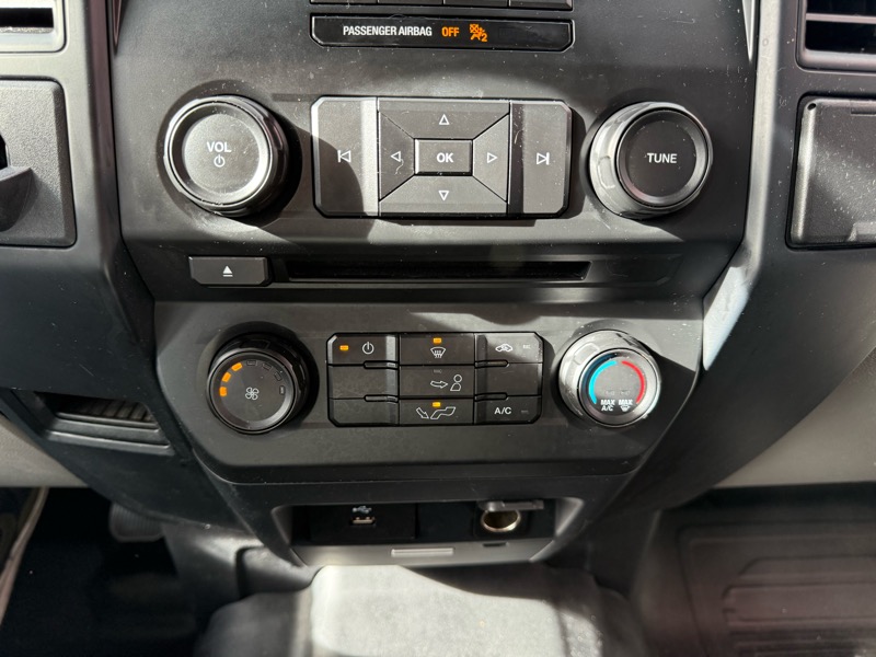 Ford F-150 XL SuperCab 8-ft. 2WD 2018