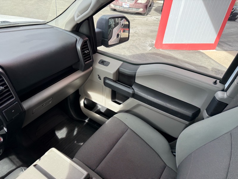 Ford F-150 XL SuperCab 8-ft. 2WD 2018