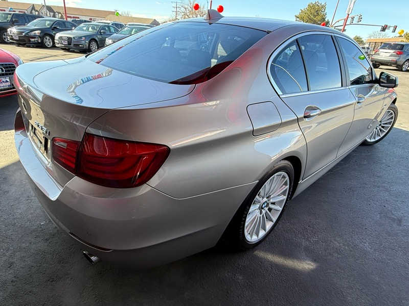 BMW 5-Series 535i xDrive 2012