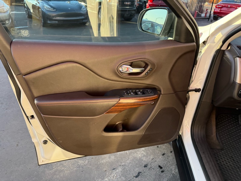 Jeep Cherokee Trailhawk 4WD 2015