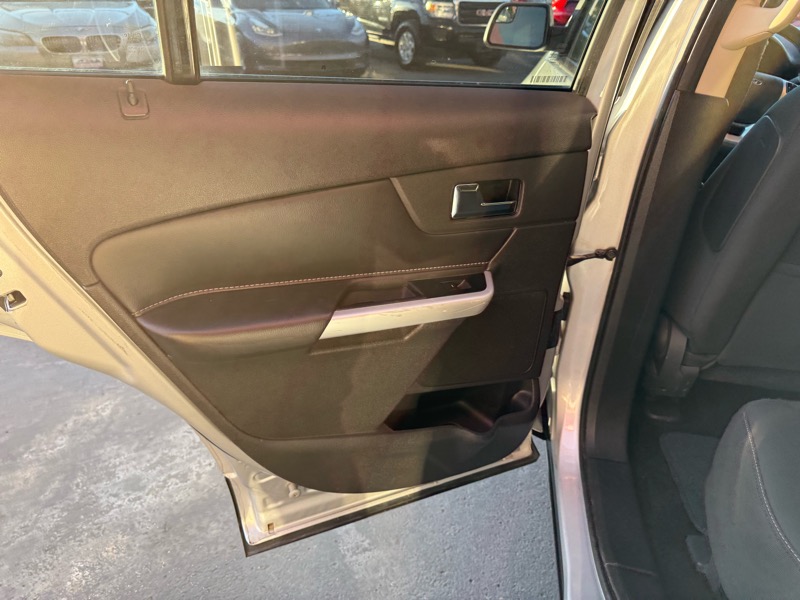 Ford Edge SE FWD 2013