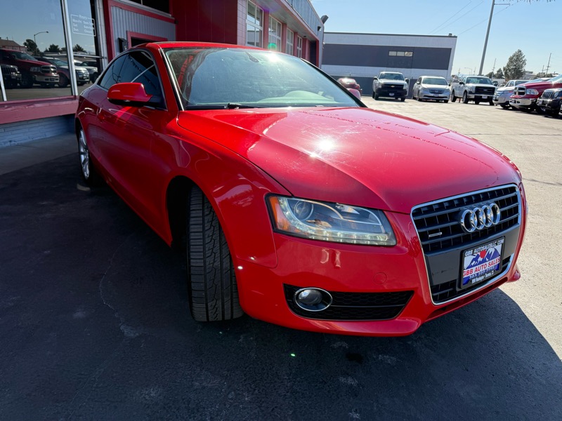 Audi A5 Coupe 2.0T quattro Tiptronic 2011