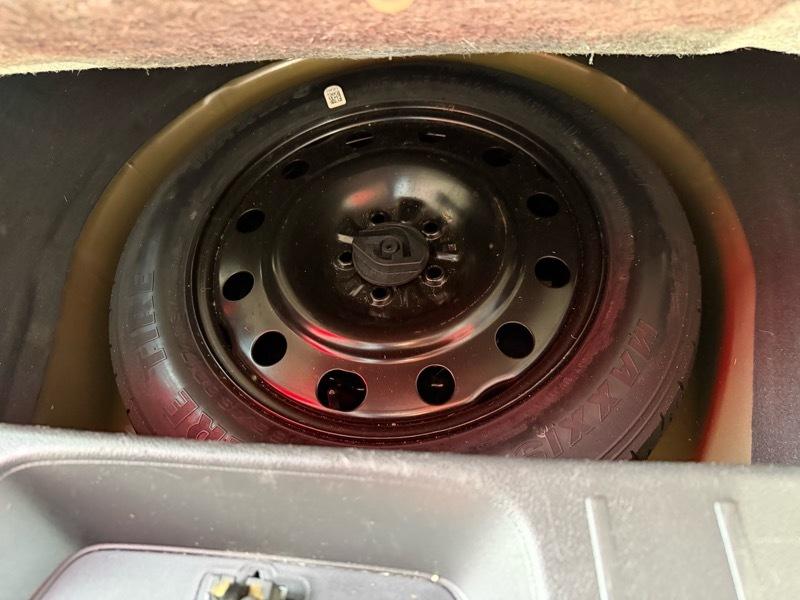 Ford Explorer XLT FWD 2011