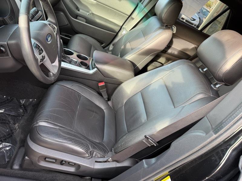 Ford Explorer XLT FWD 2011