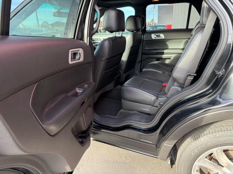 Ford Explorer XLT FWD 2011