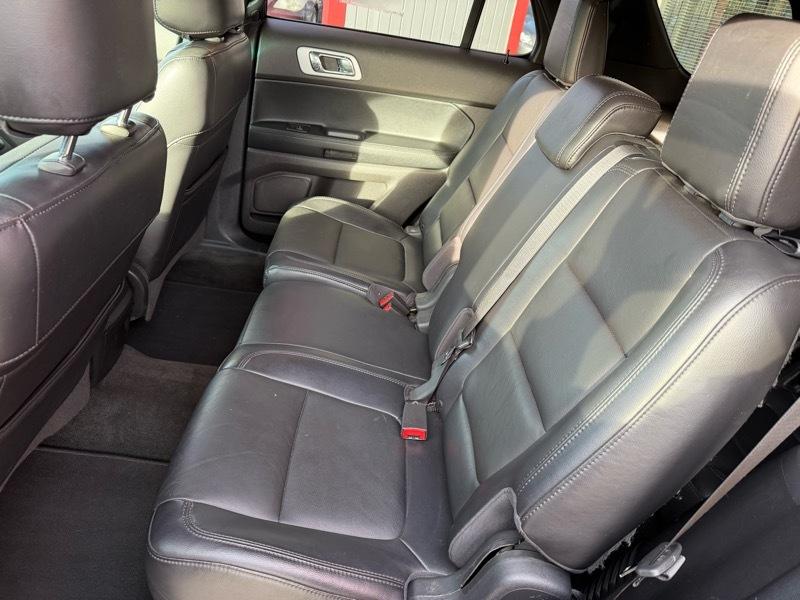 Ford Explorer XLT FWD 2011