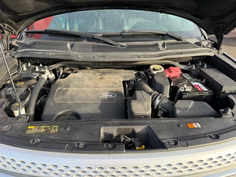 Ford Explorer XLT FWD 2011