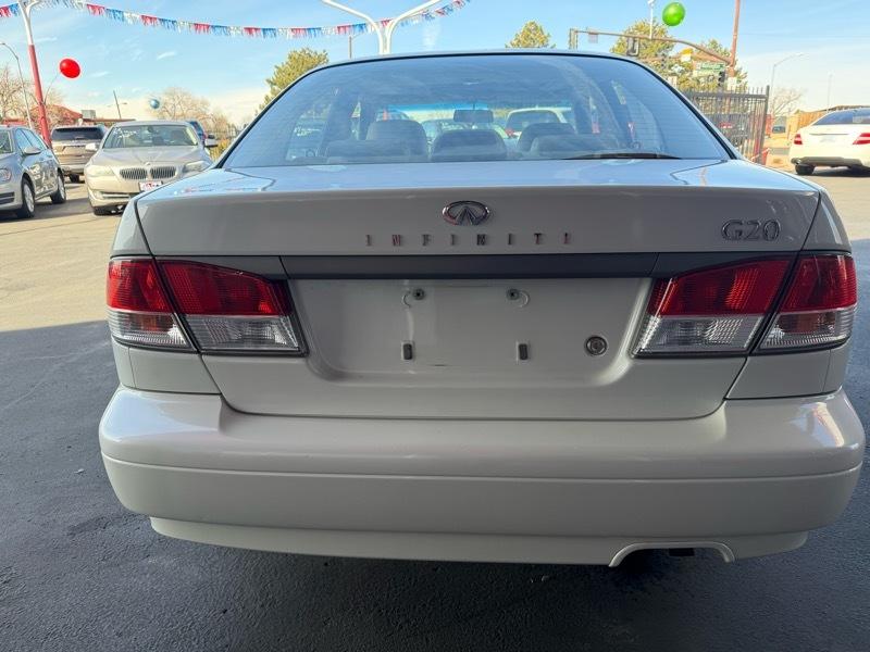 Infiniti G20 Luxury 2001