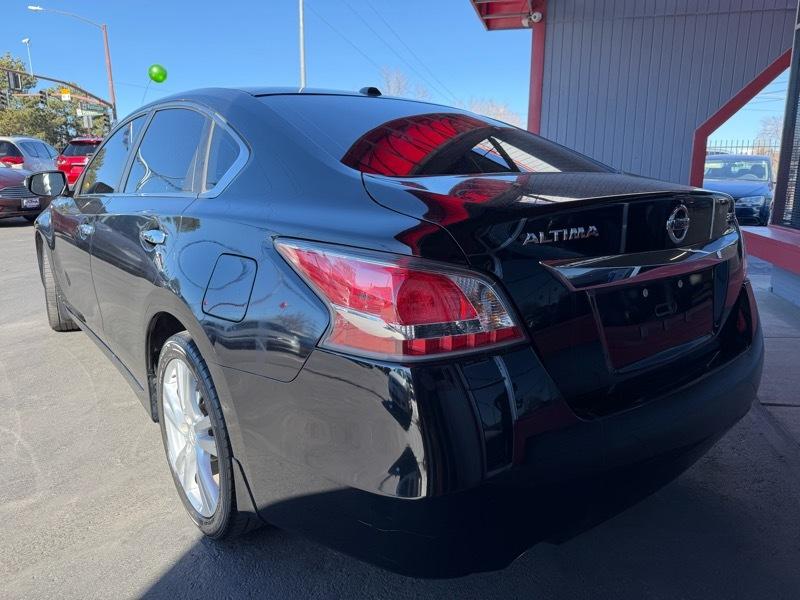 Nissan Altima 3.5 SV 2015