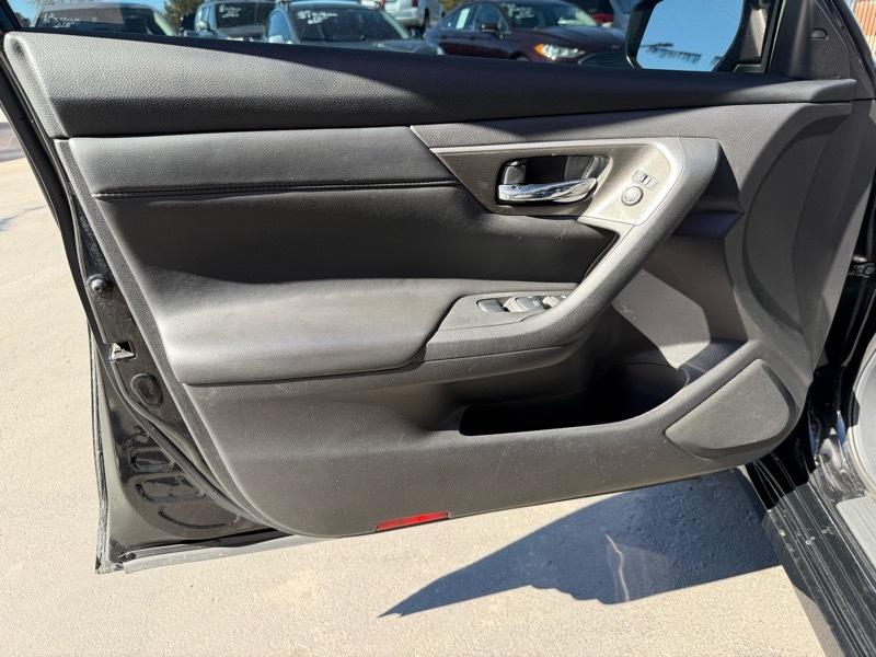 Nissan Altima 3.5 SV 2015