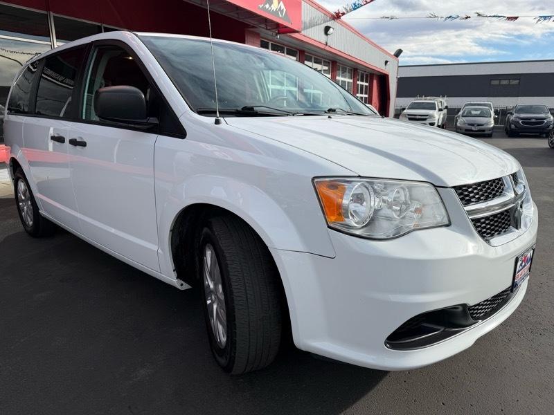 Dodge Grand Caravan SE 2020