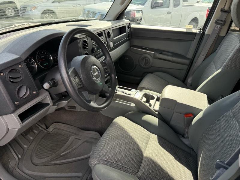 Jeep Commander Sport 4WD 2007