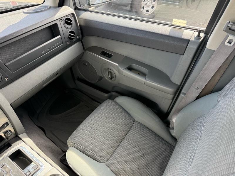 Jeep Commander Sport 4WD 2007