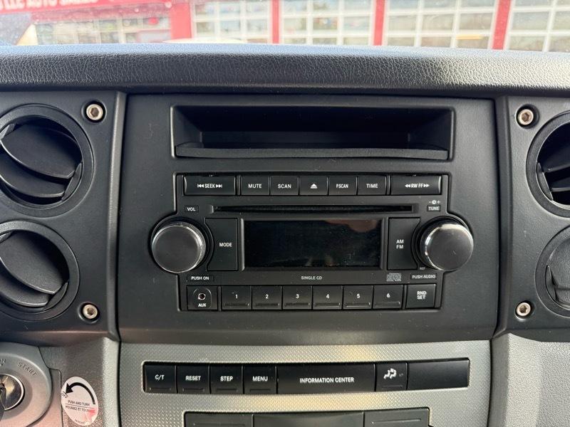 Jeep Commander Sport 4WD 2007