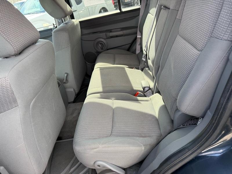 Jeep Commander Sport 4WD 2007