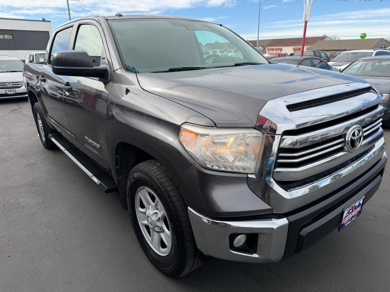 Toyota Tundra SR5 4.6L V8 CrewMax 2WD 2016