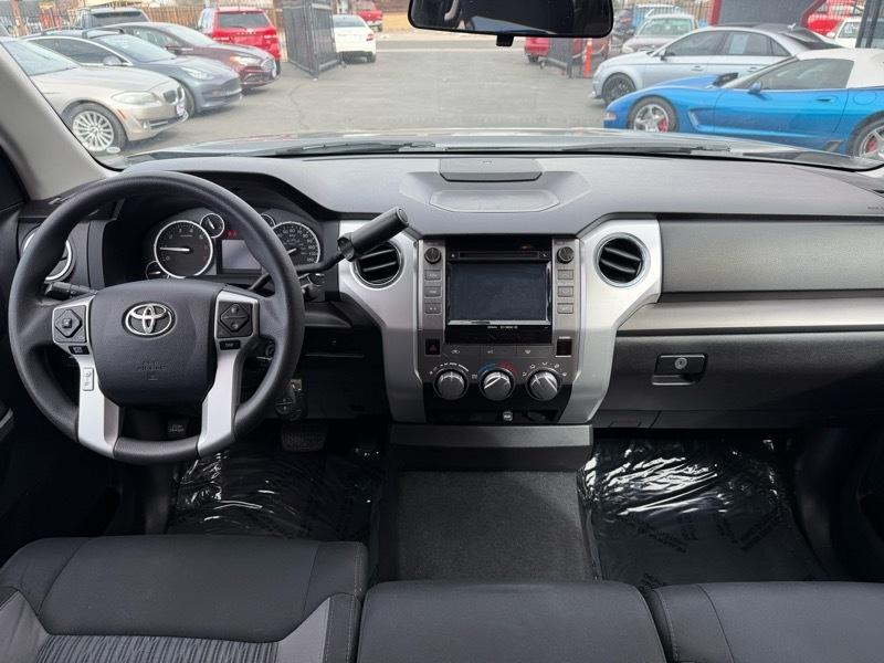 Toyota Tundra SR5 4.6L V8 CrewMax 2WD 2016