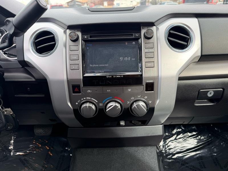 Toyota Tundra SR5 4.6L V8 CrewMax 2WD 2016