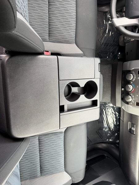 Toyota Tundra SR5 4.6L V8 CrewMax 2WD 2016