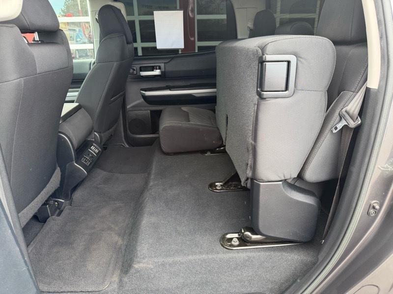 Toyota Tundra SR5 4.6L V8 CrewMax 2WD 2016