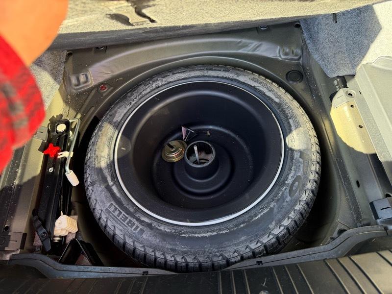 BMW 3-Series 325xi Sedan 2002