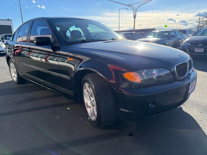 BMW 3-Series 325xi Sedan 2002