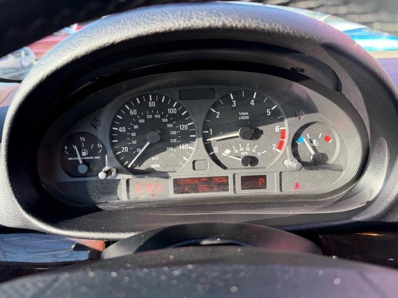 BMW 3-Series 325xi Sedan 2002