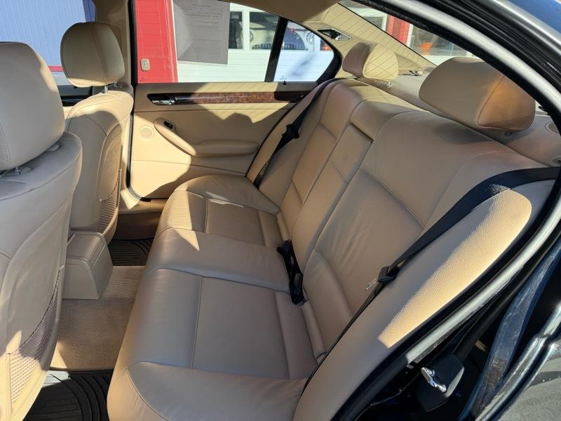 BMW 3-Series 325xi Sedan 2002