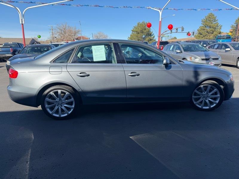 Audi A4 2.0T Sedan quattro Tiptronic 2013