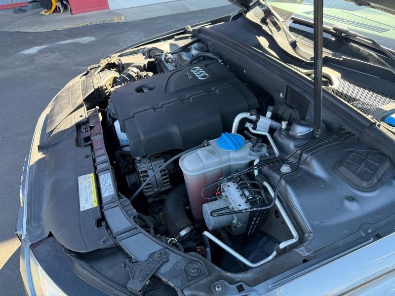 Audi A4 2.0T Sedan quattro Tiptronic 2013